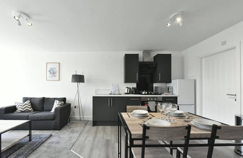 Pontefract Apartment | * Luxury Styled 1 Bedroom Apartment *