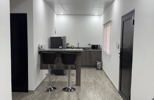 Colonia El Naranjal Apartment | Luxury suite 4