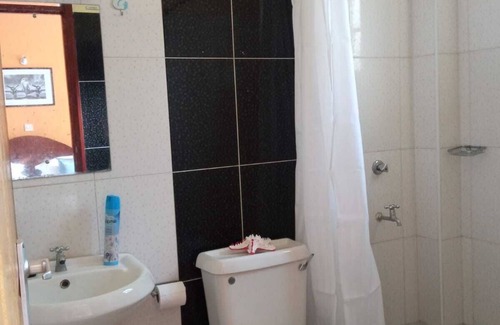 Embakasi Condo | Luxury Suite by Madini near Airport JKIA Train SGR is set in Nairobi. near JKIA