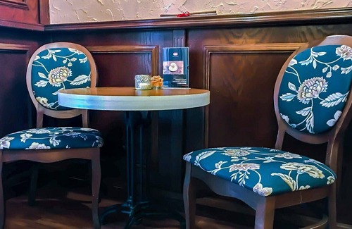 Oborishte Apartment | Luxury Suite With Courtyard View And Wellness