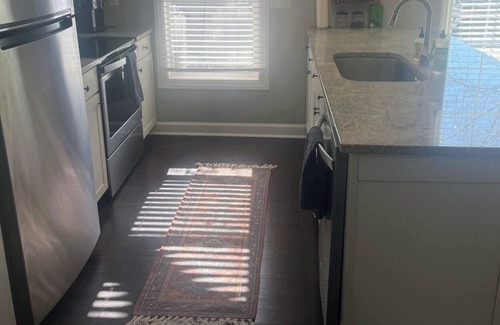 Mount Pleasant House | Luxury Townhouse near Downtown and Beaches with Hot Tub