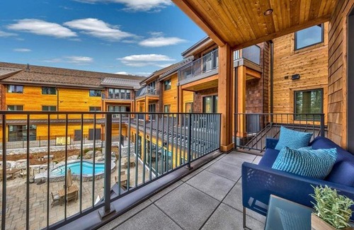 South Lake Tahoe Apartment | Luxury Two Bedroom Residence Steps From Heavenly Village Condo
