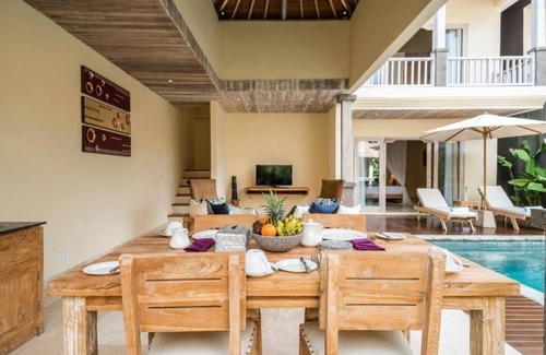 Sawangan Villa | Luxury Two Bedroom with Private Pool in Nusa Dua