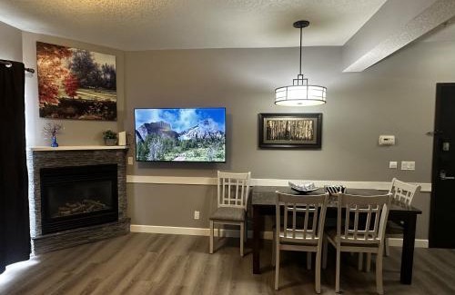 Canmore Apartment | Luxury Two Queen Beds Condo - Grande Rockies Resort Indoor Parking Pool Hot tub GYM