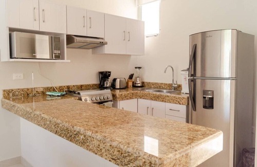 Progreso Municipality Apartment | Luxury unit by the Pool, Fiber Optic, 70m to Ocean