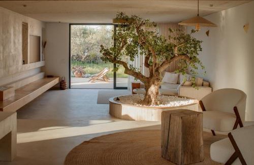 Gornje Selo Villa | Luxury Villa Authentic heated pool sea view