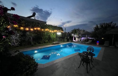 Tirana Villa | Luxury Villa - Dar Al Shams 01