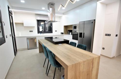 La Siesta Villa | Luxury Villa