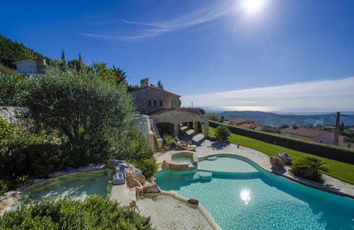 Tourrettes-sur-Loup Villa | Luxury villa rental w/pool, jacuzzi, superb view near Nice, Cannes & Monaco