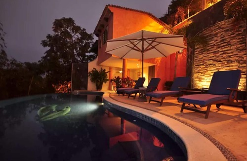 Downtown Puerto Vallarta Villa | LUXURY VILLA GRINGO GULCH