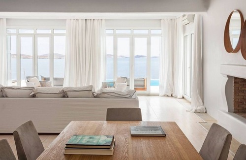 Ano Mera Villa | luxury villa rental for 18 on Mykonos