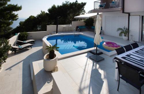 Baska Voda Villa | Luxury Villa Rogac