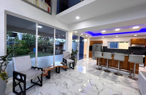 LAS CAOBAS House | Luxury villa - Swimming Pool 4 Bed Room in City Center Puerto Plata!