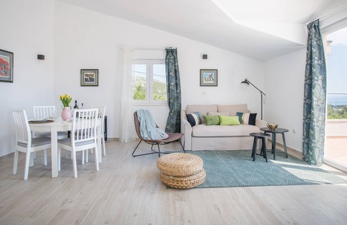 Kastel Stafilic House | Luxury villa with a swimming pool Plano, Trogir (K-20902)