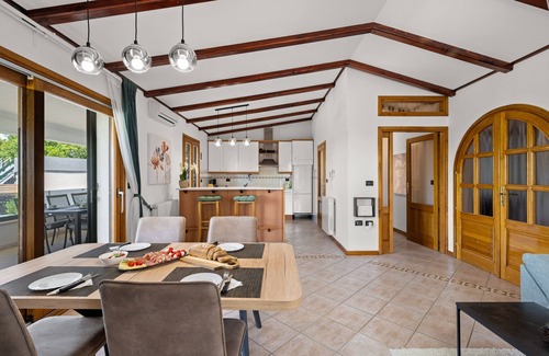 Trgetari House | Luxury villa with a swimming pool Trget, Raša (K-23420)