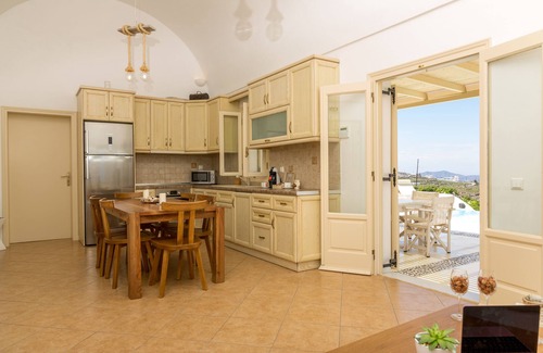 Santorini Villa | Luxury Villa with Private Heated Pool, Sunset and Caldera View