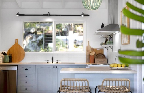 Wagstaffe House | Luxury Villas Bouddi Bungalow (Walk to the beach)