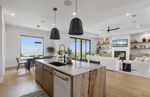 Ono Island Villa | Luxury Waterfront Home, Private Beach, Infinity Pool, Hot Tub, 4 Beds, 3.5 Bath
