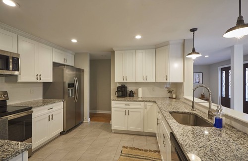 Stratton Mountain House | Luxury with Hot Tub, Billiards & Arcades! Close to Hiking, Golfing, Swimming!