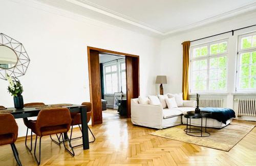 Lobervorstadt Apartment | Luxusapartment im Dichterviertel *Garten*Parkplatz*Wifi*