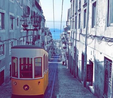 Bairro Alto Apartment | Luz Soriano Apartment