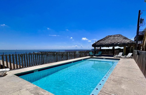 Flour Bluff House | Lv113 - Oscars Lodge 3 Bedroom Home by Redawning