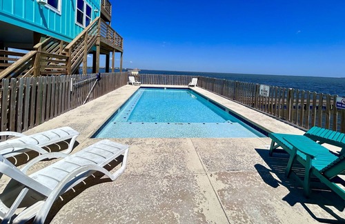 Flour Bluff House | Lv113 - Oscars Lodge 3 Bedroom Home by Redawning