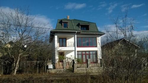 Cornu House | Lycorn