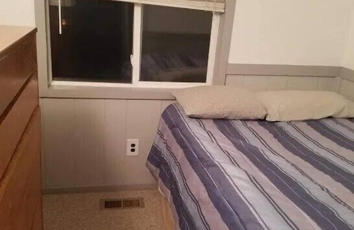 Houghton Lake Cabin | Lyman's Cozy Lakefront Cottage