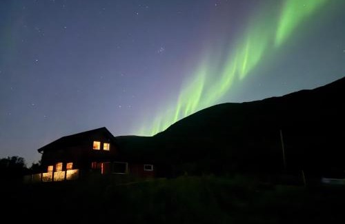 Lyngen House | Lyngen Biarnes- Nordreisa