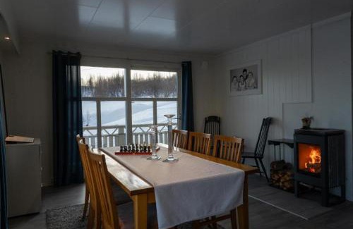 Koppangen Villa | Lyngen Flexible Living - Alpine cabins at the start of the mountain