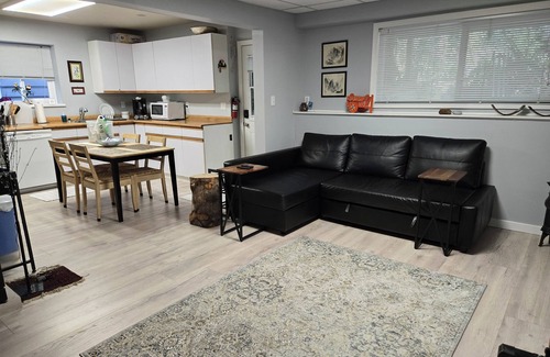 District of North Vancouver Apartment | Lynn Valley Private Garden Suite