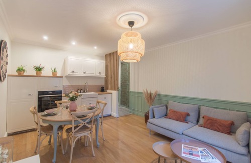 Richard Vitton - Chambovet Apartment | LYON 3, Quartier typique de LYON - 3 rooms 10 min from Part Dieu train station