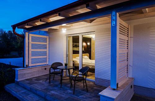 Alcsutdoboz Bed & Breakfast | Máriavölgy Stay&Play