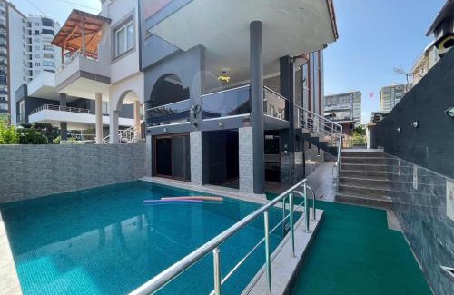 Kargıpınarı Villa | Müstakil Alt Kat Havuzlu Villa