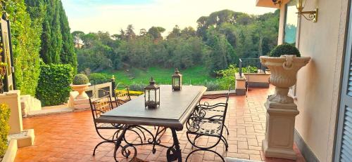 Riano Apartment | M a i s o n - H e x a g o n Neoclassical Style