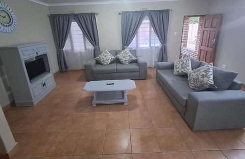Richards Bay Apartment | M&M Self Catering