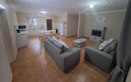 Richards Bay Apartment | M&M Self Catering
