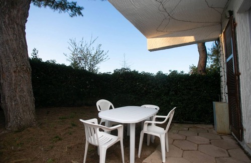 Marcelli Apartment | M086 - Marcelli, three-room apartment with garden at Residence MareVerde