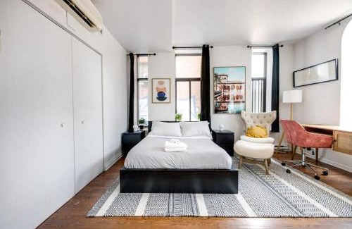 Milton Park Apartment | M11 Bright Studio in the Heart of MTL