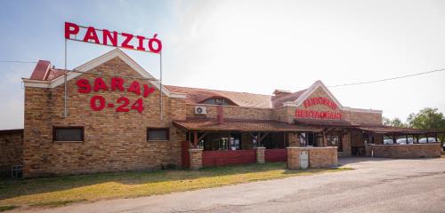Balastya Bed & Breakfast | M5 Autópálya Eurobus Panzió 140,km kisteleki lehajtó