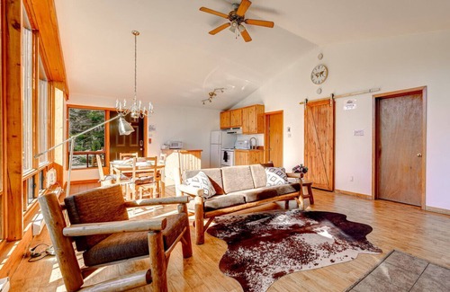 Sainte-Lucie-des-Laurentides House | Manoir des Pins - Spa privé, sauna et accès plage