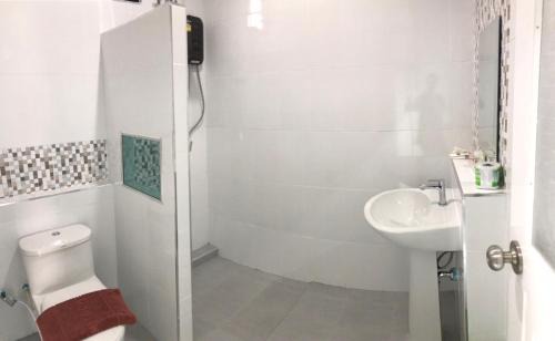 Udon Thani Province Hotel | Ma der bua hotel