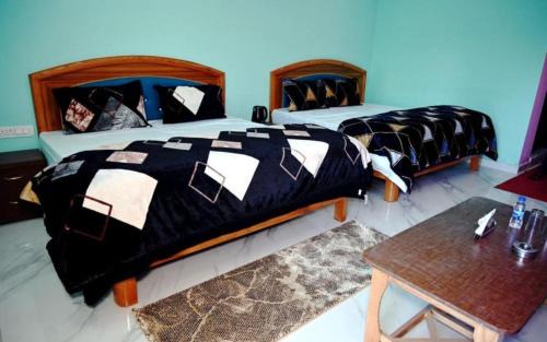 Vijaypur Cabin | Maa Bhagwati Himdarshan Hotel and Restaurant By StayApart