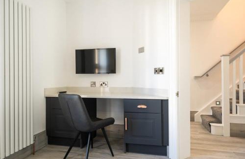 Enniskillen House | Mabel's Maison by Escape Ordinary