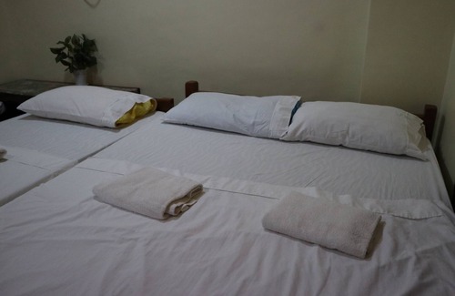 Puerto Princesa City Centre House | Mabini Pensione