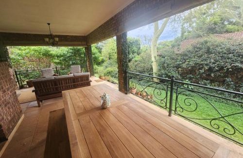 White River Villa | Maclarty House - Golf Estate Villa