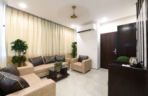 Mathura Hotel | Madhav Muskan Residency