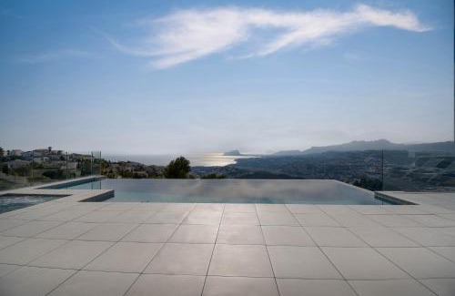 Cumbre del Sol Villa | Madi by Aguilarent