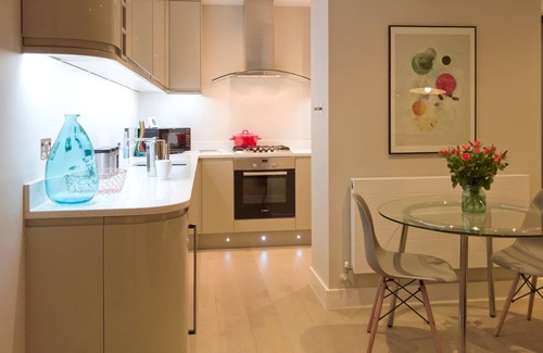 Balham Apartment | Madison Hill - Fernlea Garden 8 - One bedroom home